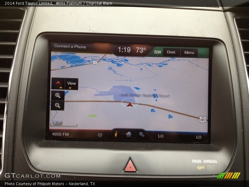 White Platinum / Charcoal Black 2014 Ford Taurus Limited