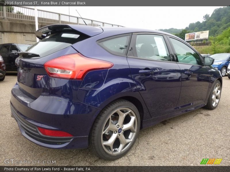 Kona Blue / Charcoal Black 2016 Ford Focus ST