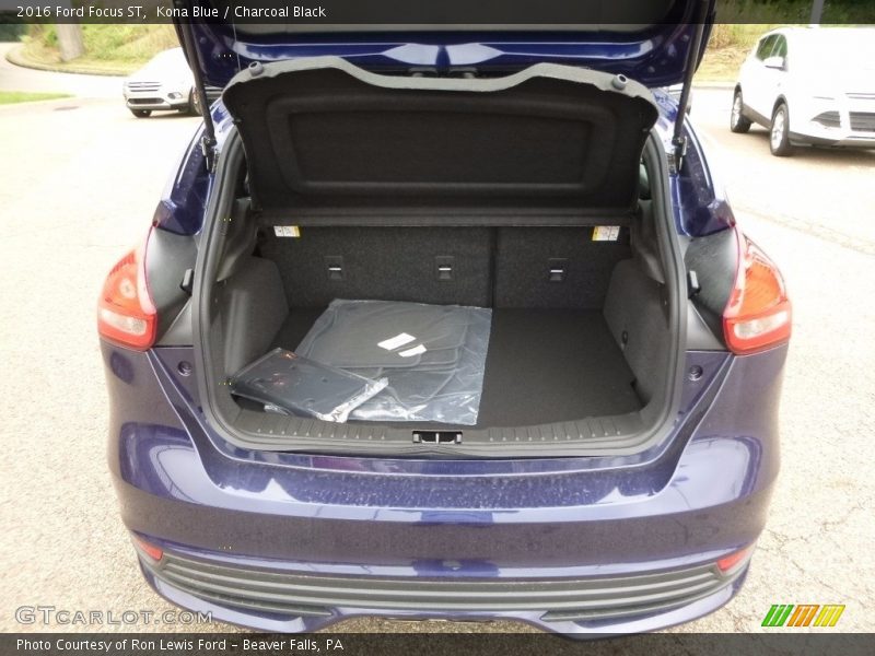 Kona Blue / Charcoal Black 2016 Ford Focus ST