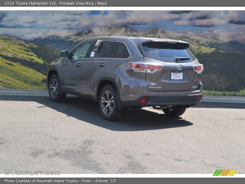 Predawn Gray Mica / Black 2016 Toyota Highlander XLE