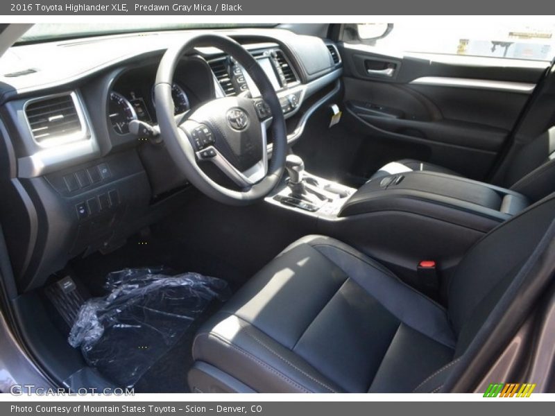 Predawn Gray Mica / Black 2016 Toyota Highlander XLE