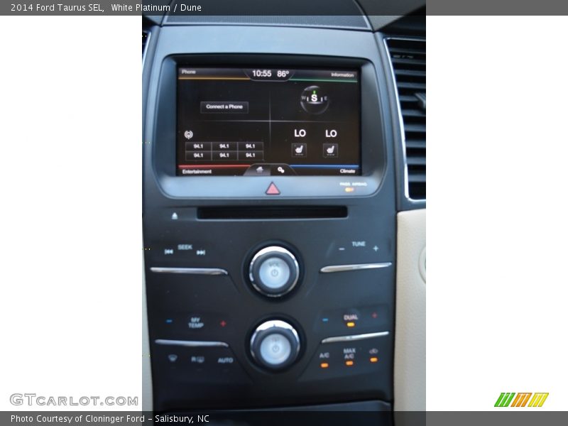 White Platinum / Dune 2014 Ford Taurus SEL