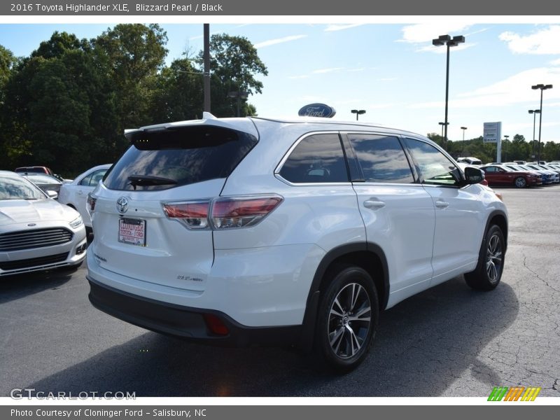 Blizzard Pearl / Black 2016 Toyota Highlander XLE