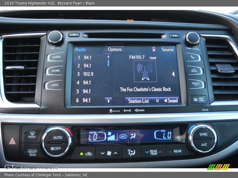 Blizzard Pearl / Black 2016 Toyota Highlander XLE