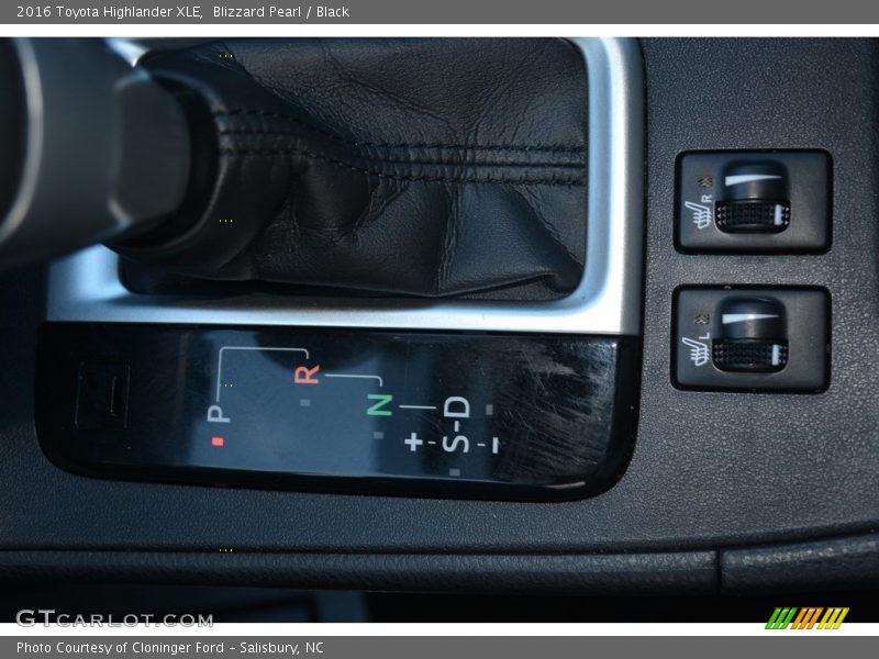 Blizzard Pearl / Black 2016 Toyota Highlander XLE