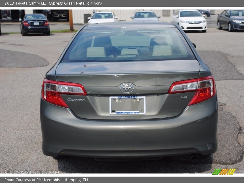 Cypress Green Metallic / Ivory 2013 Toyota Camry LE