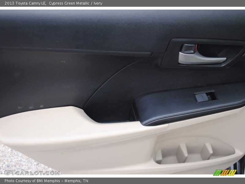 Cypress Green Metallic / Ivory 2013 Toyota Camry LE