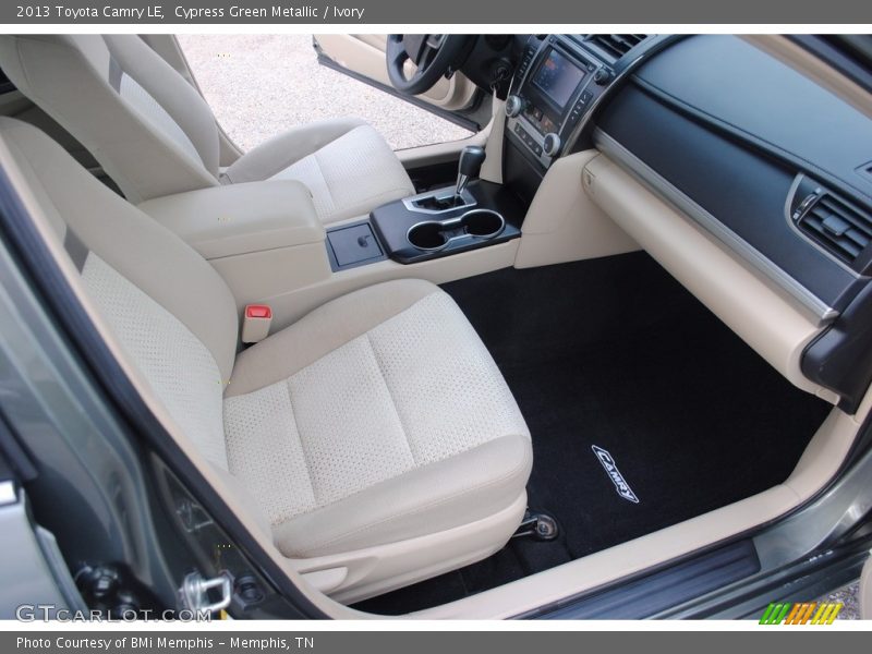 Cypress Green Metallic / Ivory 2013 Toyota Camry LE