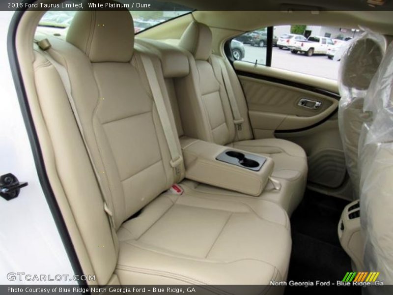 White Platinum / Dune 2016 Ford Taurus Limited