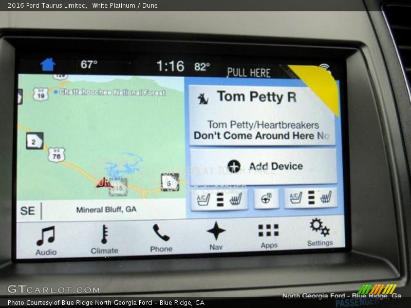 White Platinum / Dune 2016 Ford Taurus Limited