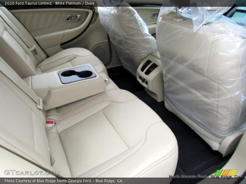 White Platinum / Dune 2016 Ford Taurus Limited