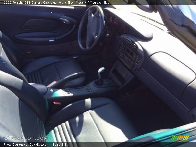 Arctic Silver Metallic / Metropol Blue 1999 Porsche 911 Carrera Cabriolet