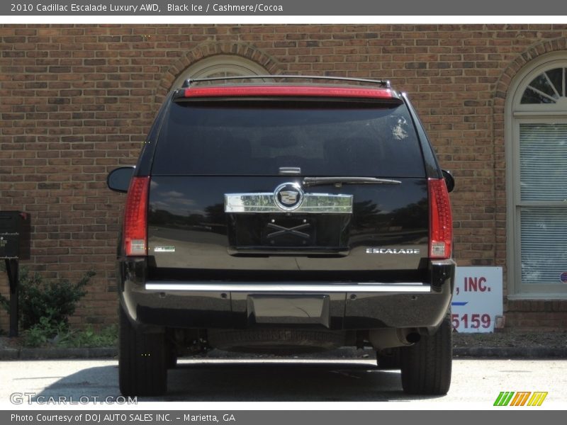 Black Ice / Cashmere/Cocoa 2010 Cadillac Escalade Luxury AWD