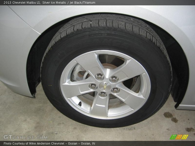 Silver Ice Metallic / Jet Black/Titanium 2013 Chevrolet Malibu LS