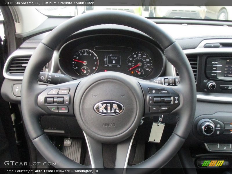 Platinum Graphite / Satin Black 2016 Kia Sorento LX