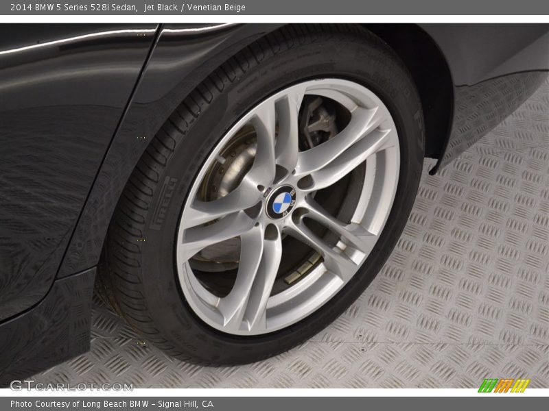 Jet Black / Venetian Beige 2014 BMW 5 Series 528i Sedan