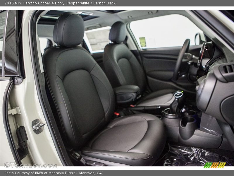 Pepper White / Carbon Black 2016 Mini Hardtop Cooper 4 Door
