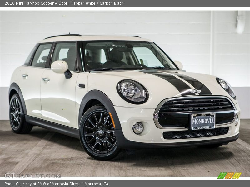 Pepper White / Carbon Black 2016 Mini Hardtop Cooper 4 Door