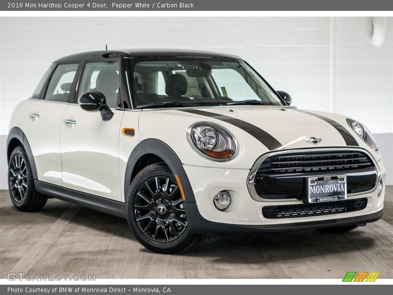 Pepper White / Carbon Black 2016 Mini Hardtop Cooper 4 Door