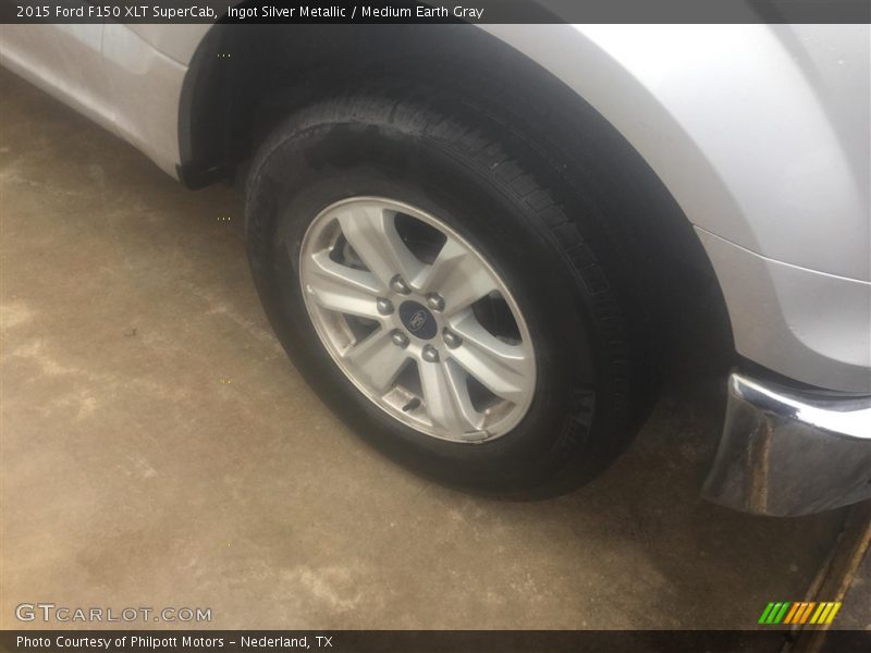 Ingot Silver Metallic / Medium Earth Gray 2015 Ford F150 XLT SuperCab