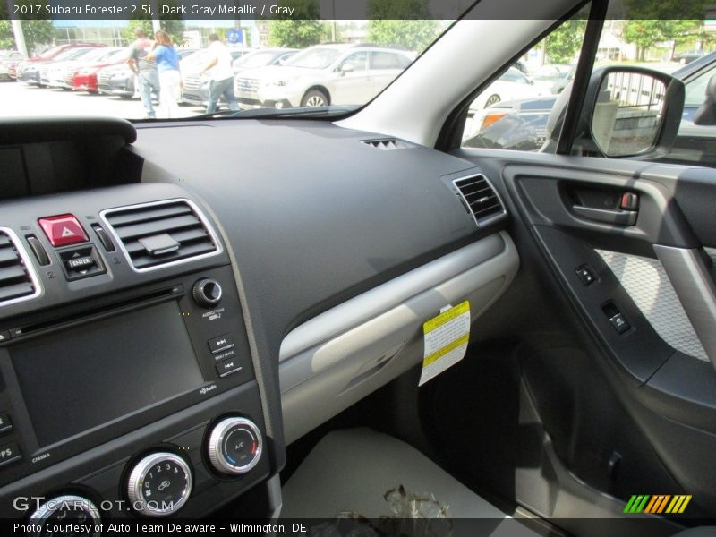 Dark Gray Metallic / Gray 2017 Subaru Forester 2.5i