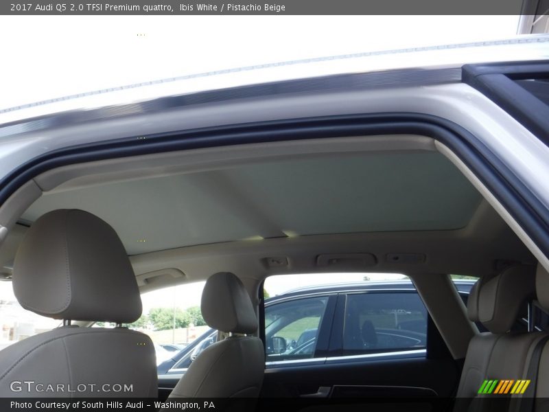 Ibis White / Pistachio Beige 2017 Audi Q5 2.0 TFSI Premium quattro