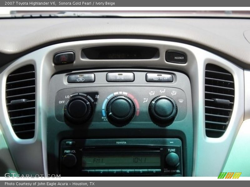 Sonora Gold Pearl / Ivory Beige 2007 Toyota Highlander V6