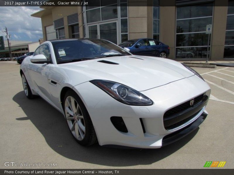 Front 3/4 View of 2017 F-TYPE S Coupe