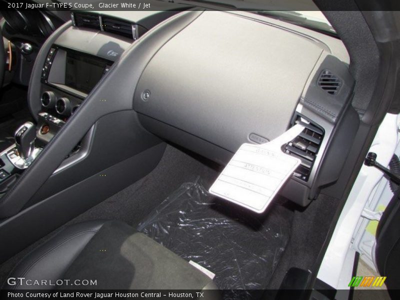 Glacier White / Jet 2017 Jaguar F-TYPE S Coupe