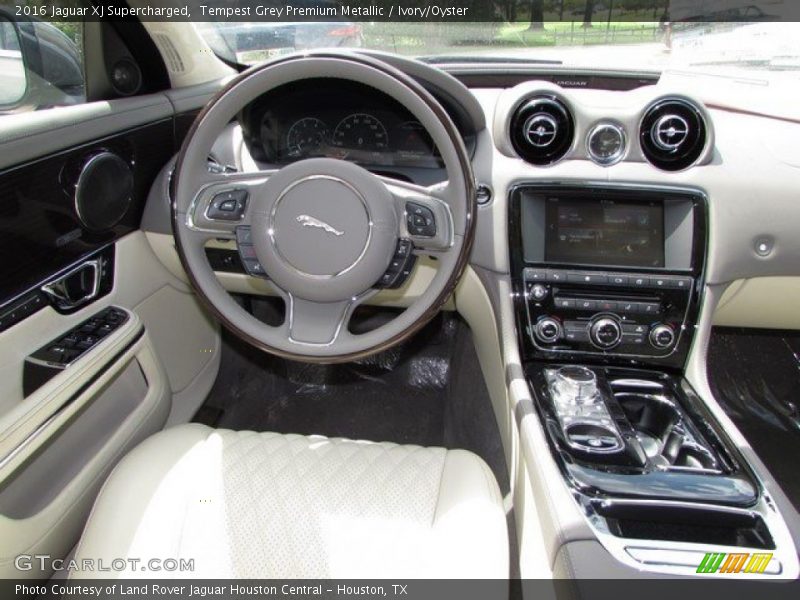 Tempest Grey Premium Metallic / Ivory/Oyster 2016 Jaguar XJ Supercharged