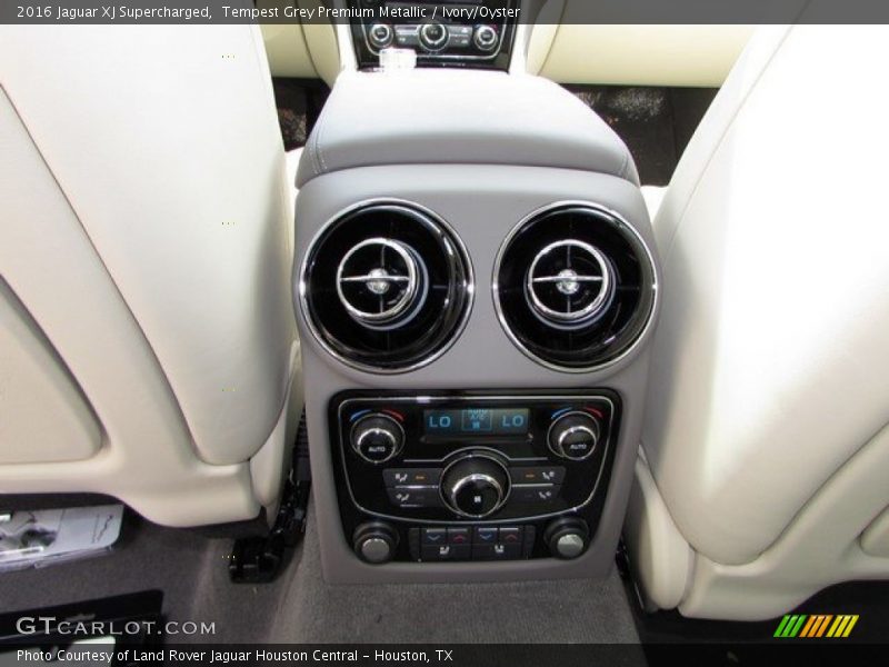 Tempest Grey Premium Metallic / Ivory/Oyster 2016 Jaguar XJ Supercharged