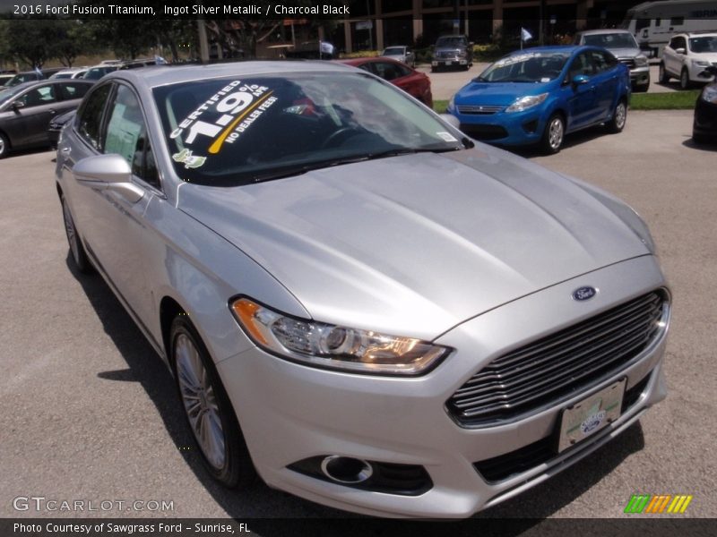 Ingot Silver Metallic / Charcoal Black 2016 Ford Fusion Titanium