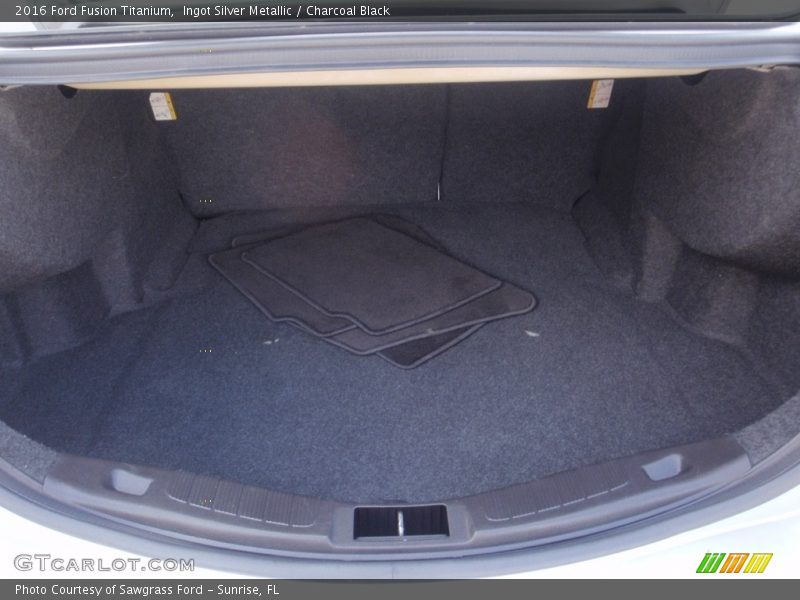 Ingot Silver Metallic / Charcoal Black 2016 Ford Fusion Titanium
