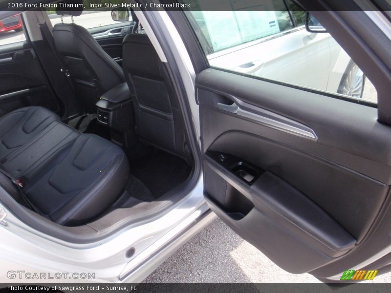 Ingot Silver Metallic / Charcoal Black 2016 Ford Fusion Titanium