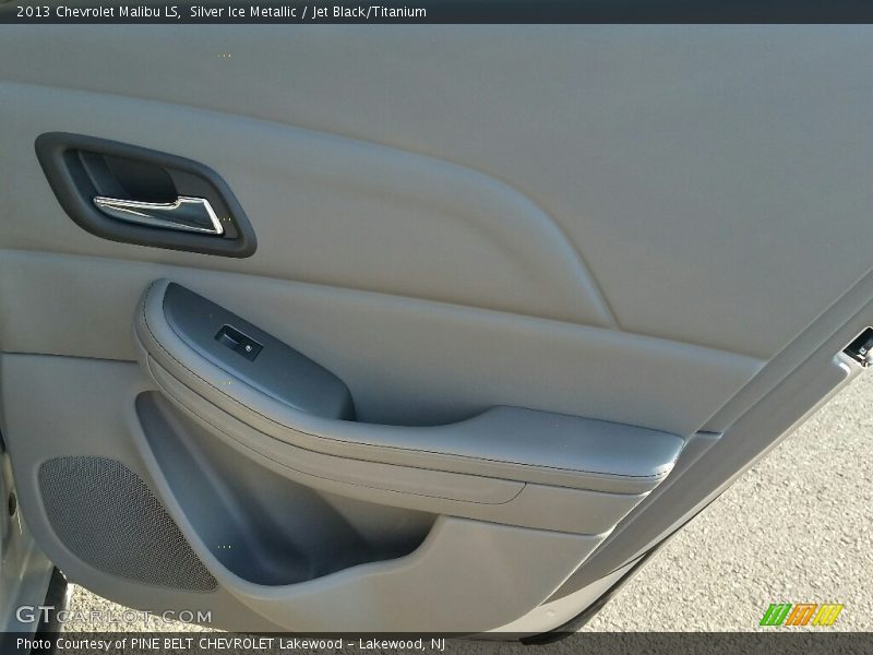 Silver Ice Metallic / Jet Black/Titanium 2013 Chevrolet Malibu LS