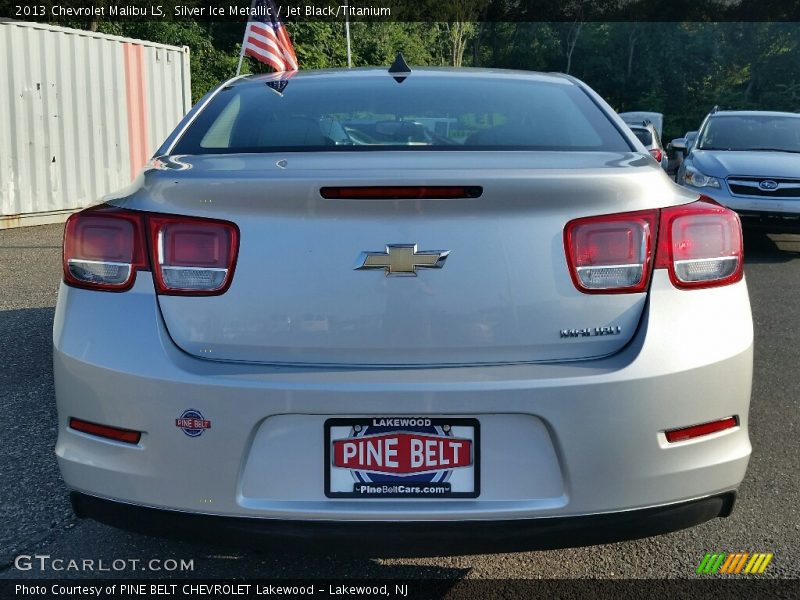 Silver Ice Metallic / Jet Black/Titanium 2013 Chevrolet Malibu LS