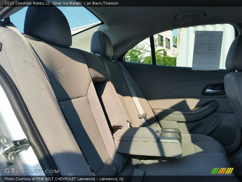 Silver Ice Metallic / Jet Black/Titanium 2013 Chevrolet Malibu LS
