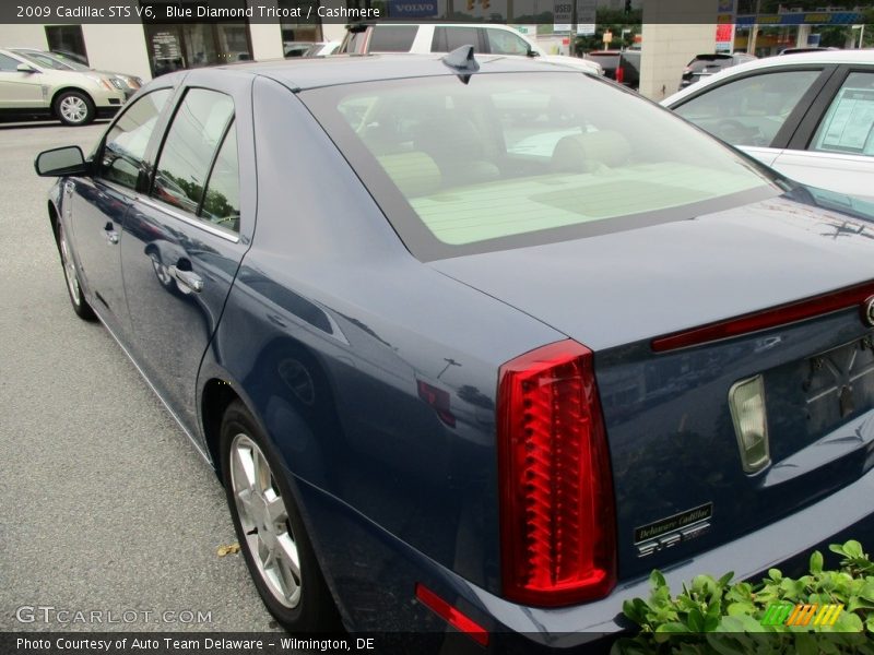 Blue Diamond Tricoat / Cashmere 2009 Cadillac STS V6