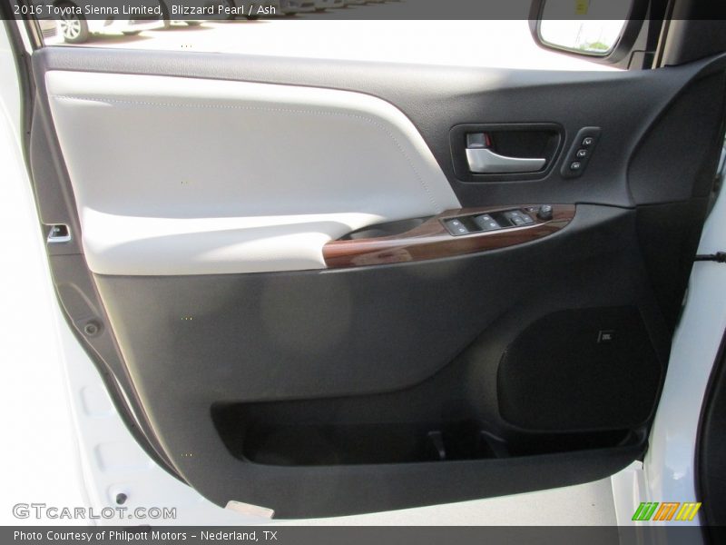 Blizzard Pearl / Ash 2016 Toyota Sienna Limited
