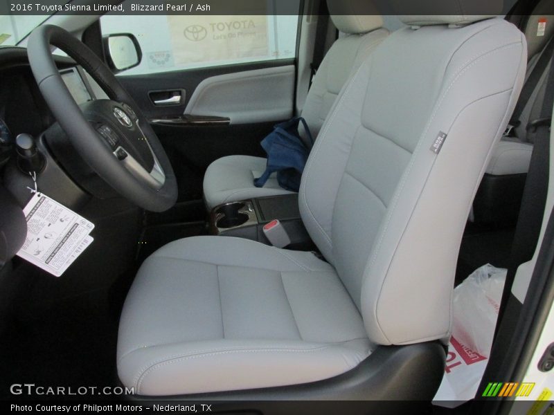 Blizzard Pearl / Ash 2016 Toyota Sienna Limited
