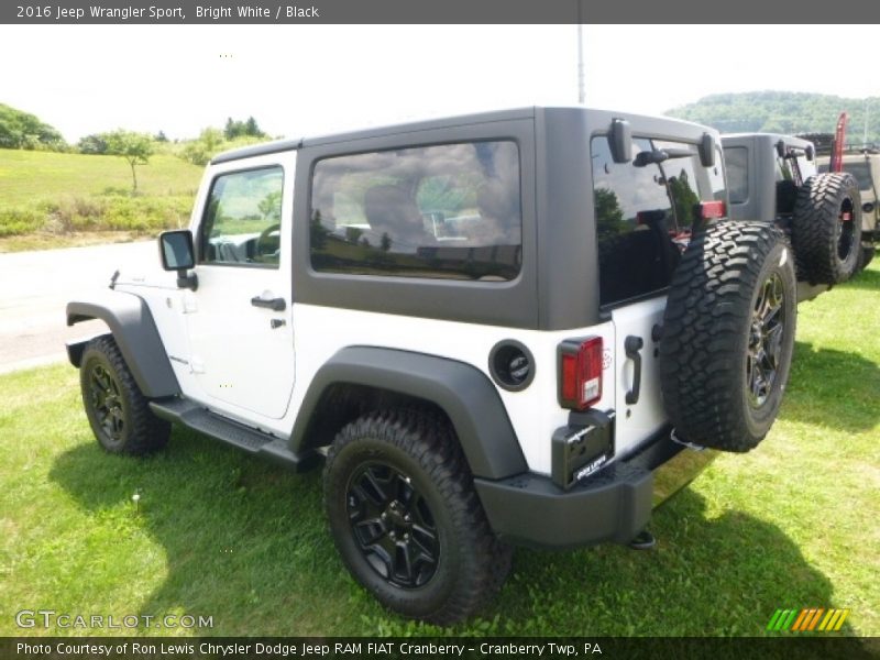 Bright White / Black 2016 Jeep Wrangler Sport