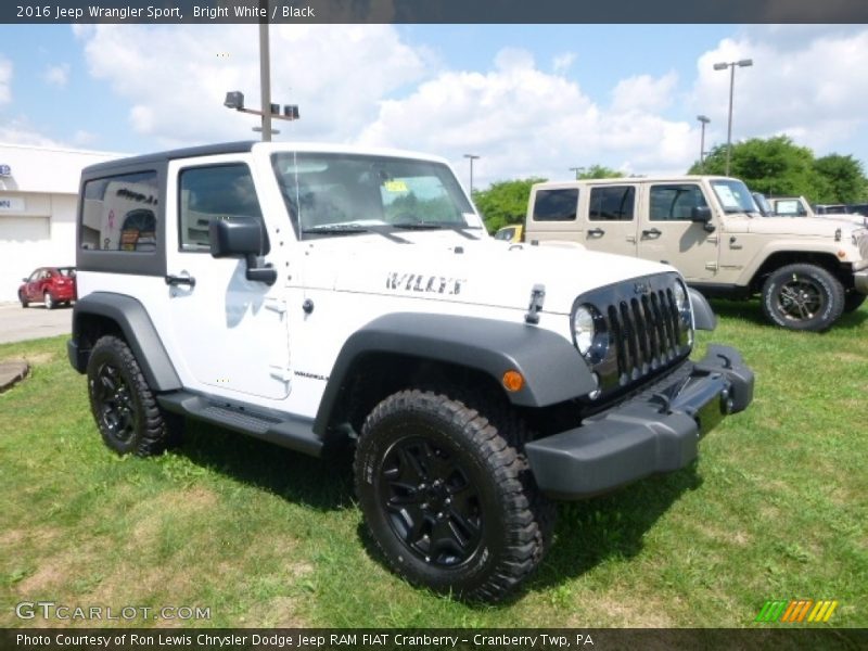 Bright White / Black 2016 Jeep Wrangler Sport