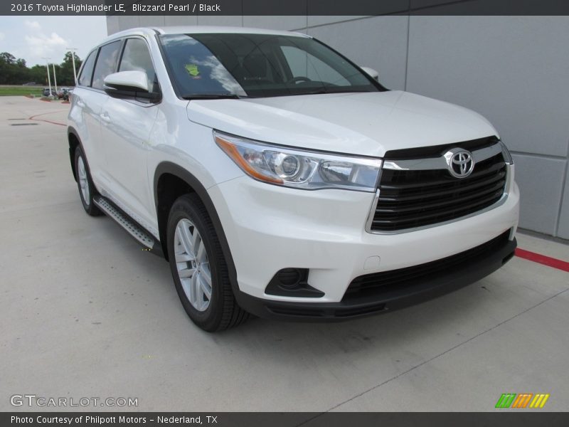 Blizzard Pearl / Black 2016 Toyota Highlander LE