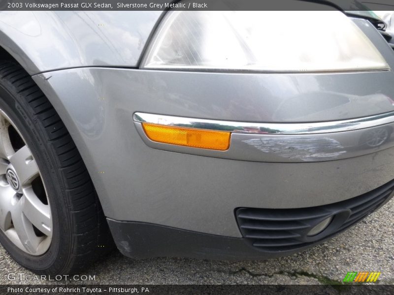 Silverstone Grey Metallic / Black 2003 Volkswagen Passat GLX Sedan