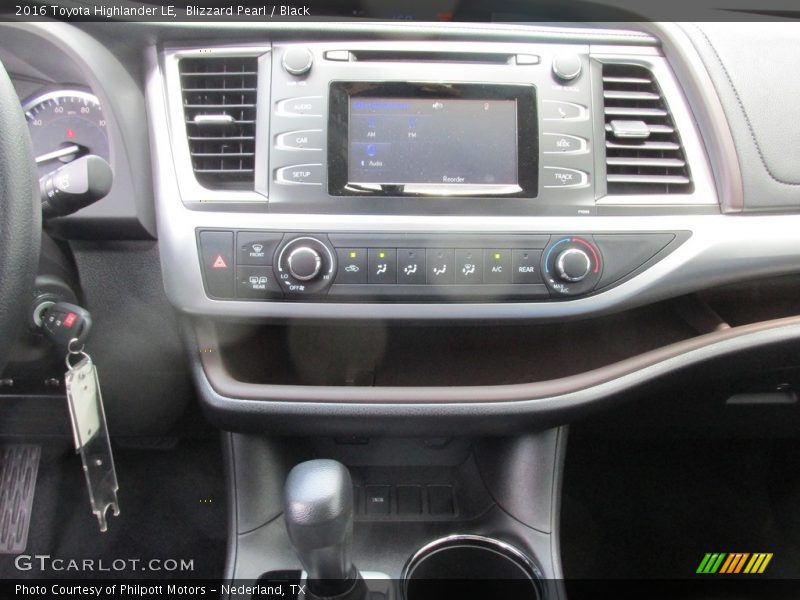 Blizzard Pearl / Black 2016 Toyota Highlander LE