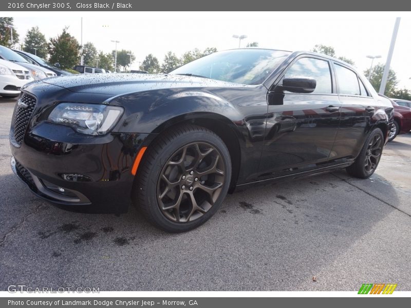 Gloss Black / Black 2016 Chrysler 300 S