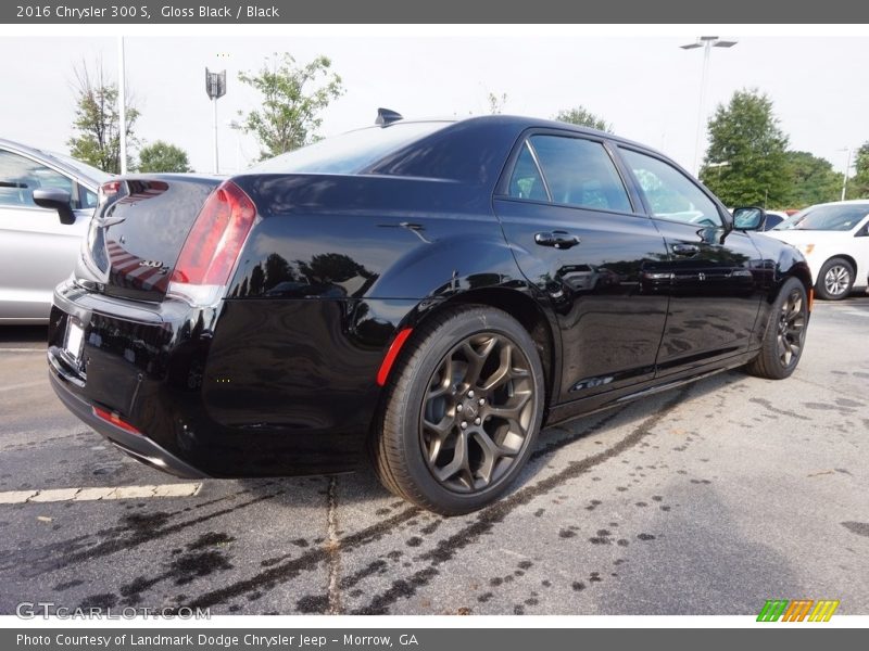 Gloss Black / Black 2016 Chrysler 300 S