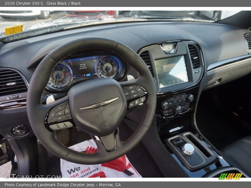 Gloss Black / Black 2016 Chrysler 300 S