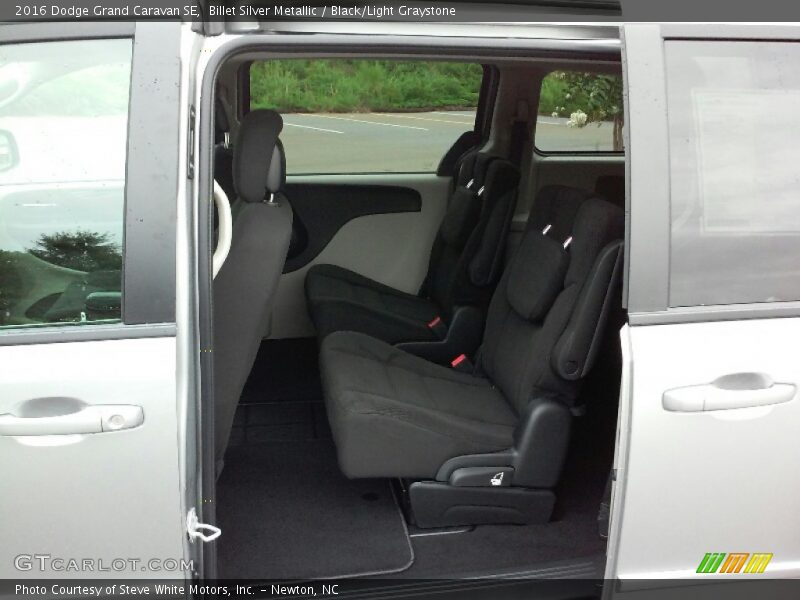 Billet Silver Metallic / Black/Light Graystone 2016 Dodge Grand Caravan SE
