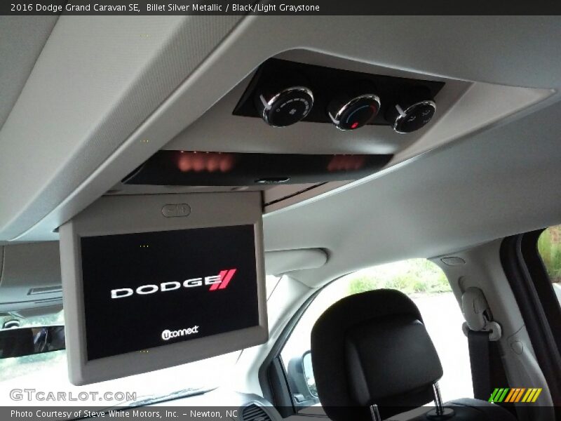 Billet Silver Metallic / Black/Light Graystone 2016 Dodge Grand Caravan SE
